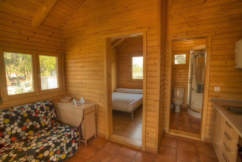 Camping Cachadelos Hotel Санксенсо Екстериор снимка