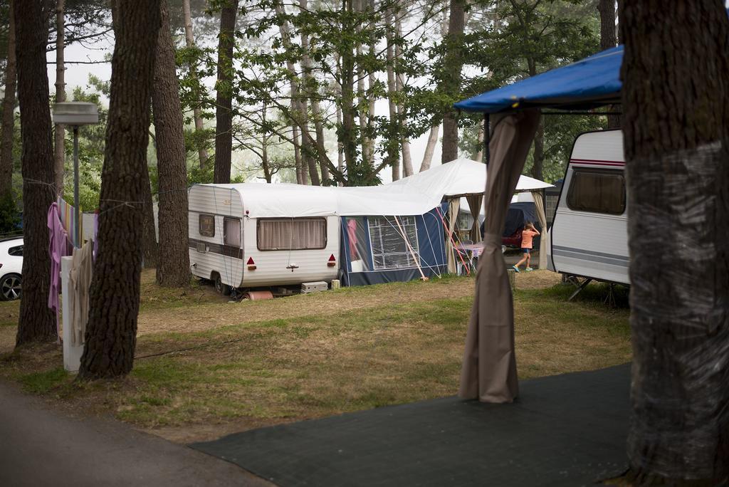 Camping Cachadelos Hotel Санксенсо Екстериор снимка