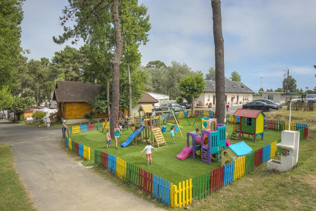 Camping Cachadelos Hotel Санксенсо Екстериор снимка